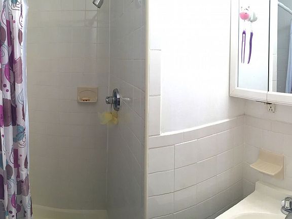 2nd image of 5227 35th St APT 2B