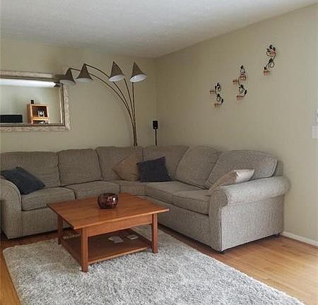 3rd image of 205 Opal Dr