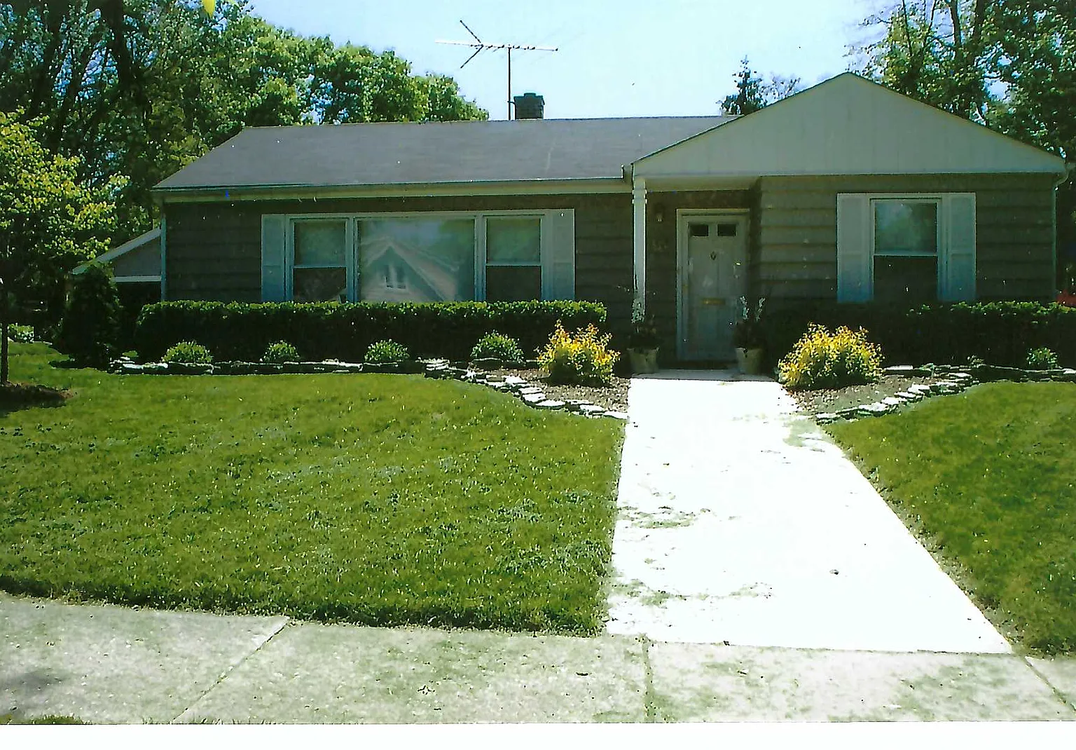 315 6th St photo 1