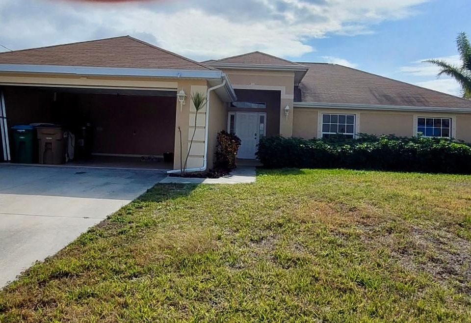 1st image of 932 NW 16th Ter