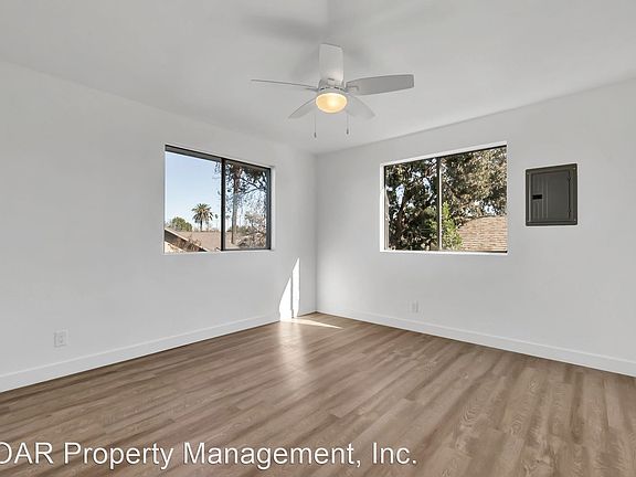 5th image of 2930 E 5th St #10817614