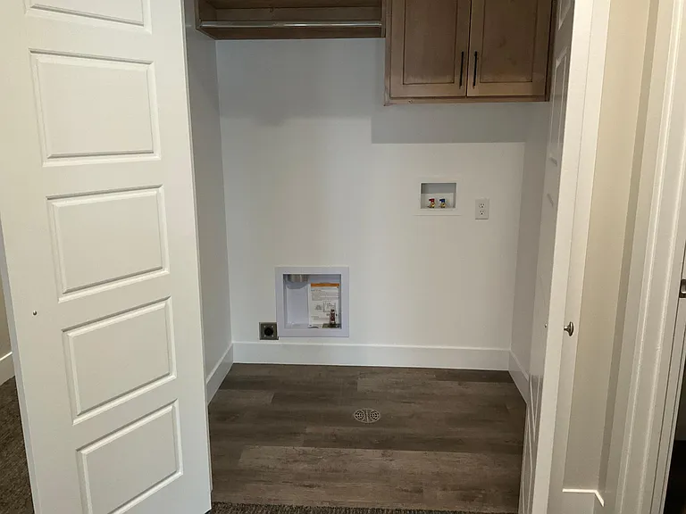 756 May St — Photo 16