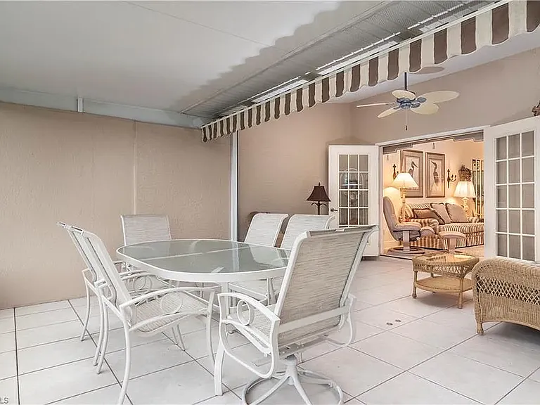 W Crown Pointe Blvd — Photo 10