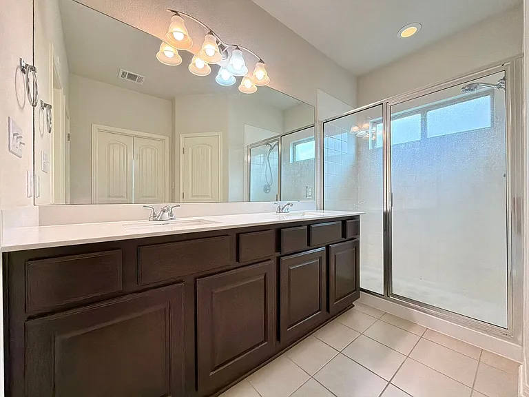 877 Centerra Hills Cir — Photo 22