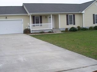 203 Gregory Fork Rd, Richlands, NC 28574