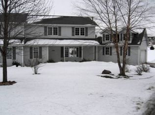 5779 Parkview Rd, Sun Prairie, WI 53590