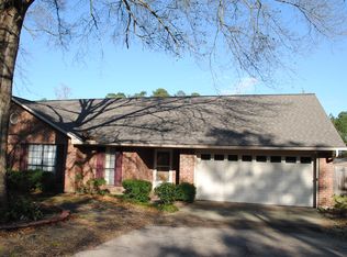 122 Oakview Dr, Nacogdoches, TX 75965