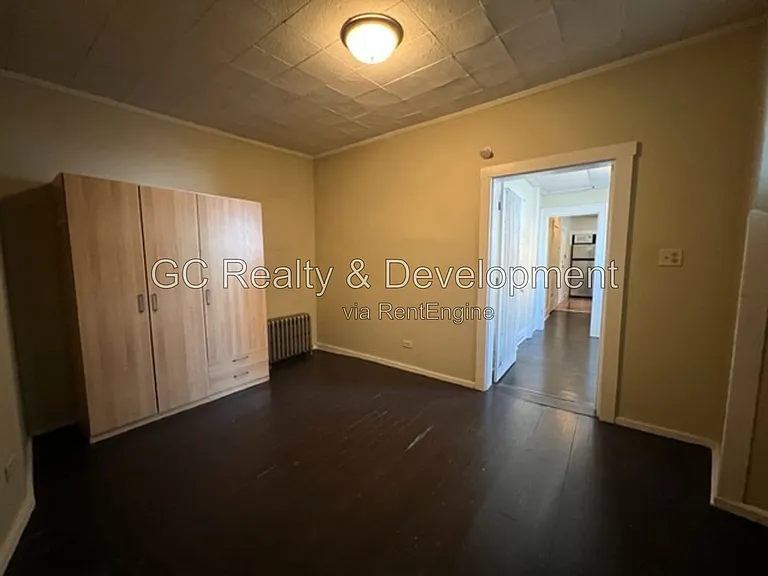 534 Crescent Blvd — Photo 12