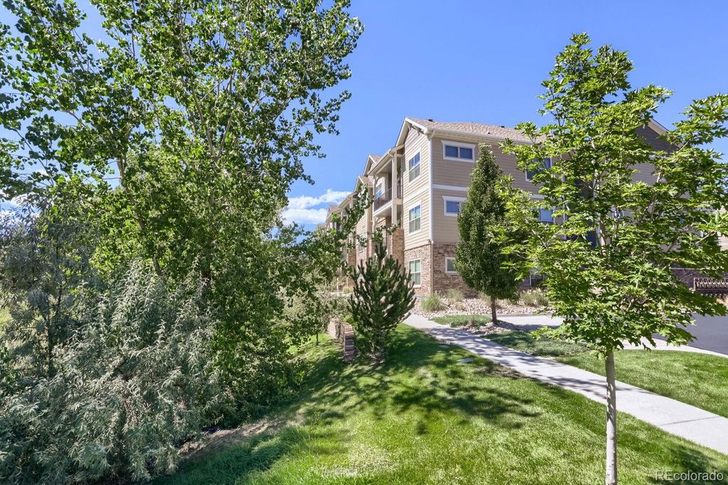 4612 Hahns Peak Drive #208