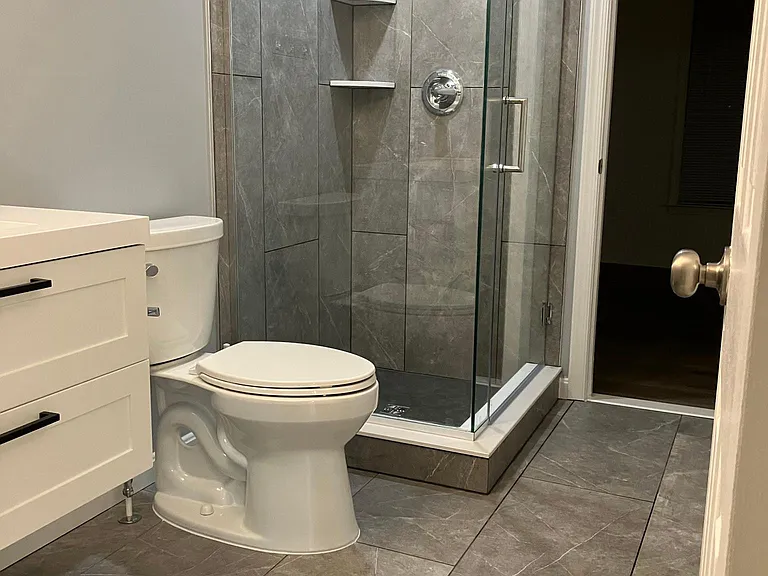 Guest Shower stall