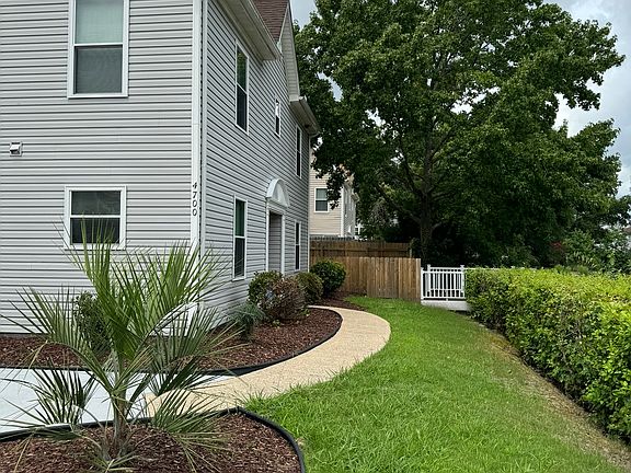 2nd image of 4700 Padma Ct