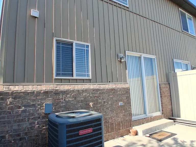 2350 S Highway 89 #4 — Photo 12