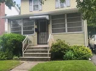 10 Warwick St, East Orange, NJ 07017