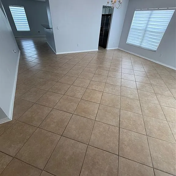 707 Battery Pointe Dr — Photo 3