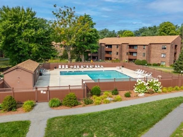 17 Davis Rd APT A11, Acton, MA 01720