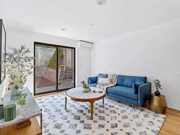 976 Metropolitan Avenue 1B image 2 of 10