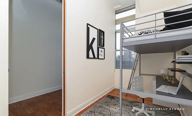Sold by Engel & Völkers New York City | media 8