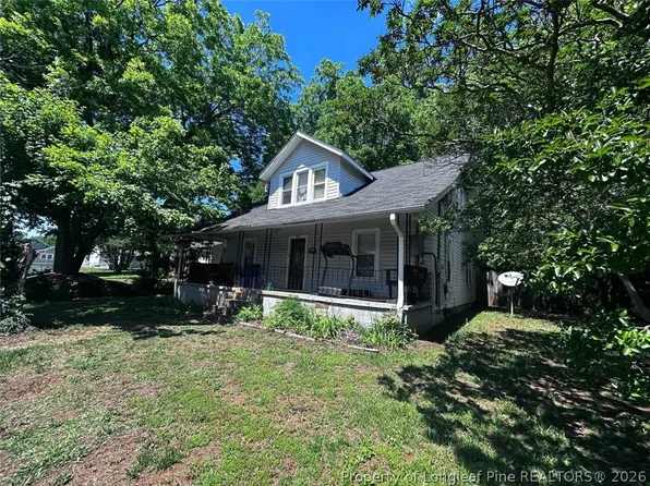 207 W 9th Ave, Lexington, NC 27292