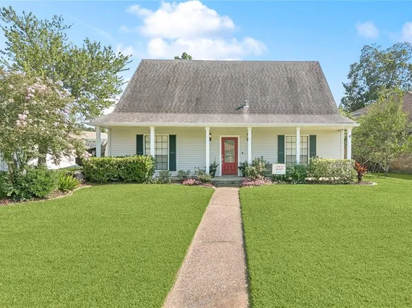 24 Myrtle Hill Dr, Destrehan, LA 70047