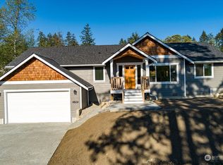 4829 Lawrence Ln, Freeland, WA 98249