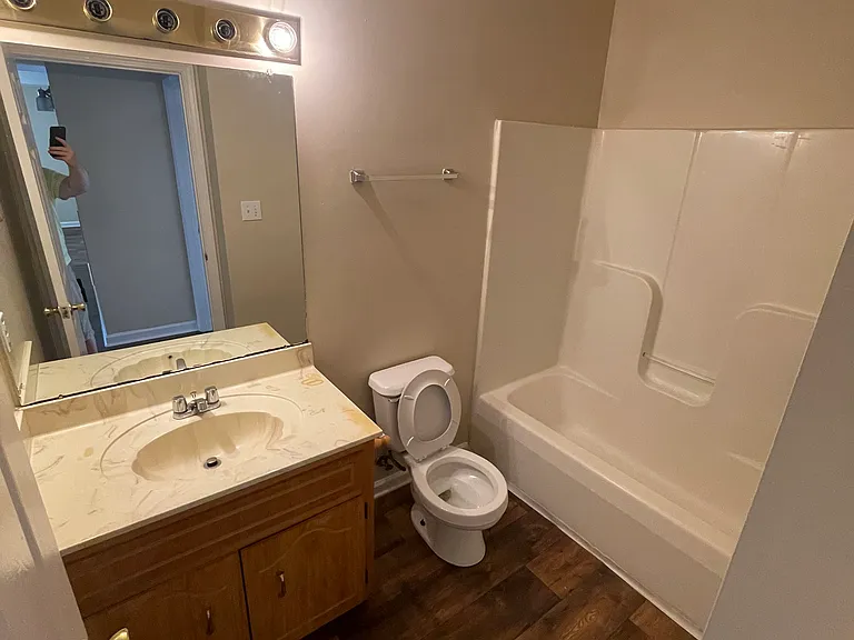 540 Indian Ave — Photo 5