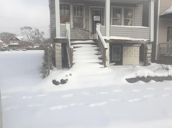 228 154th Pl, Calumet City, IL 60409