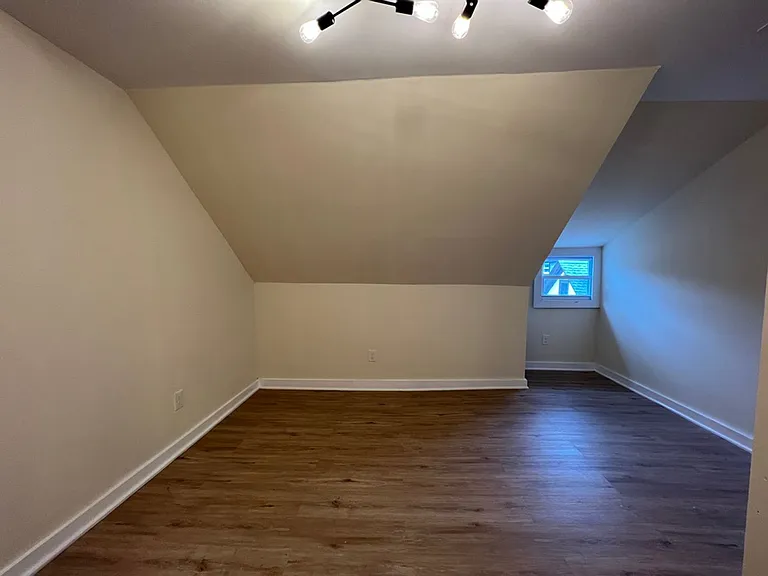 420 Whitney Ave — Photo 40