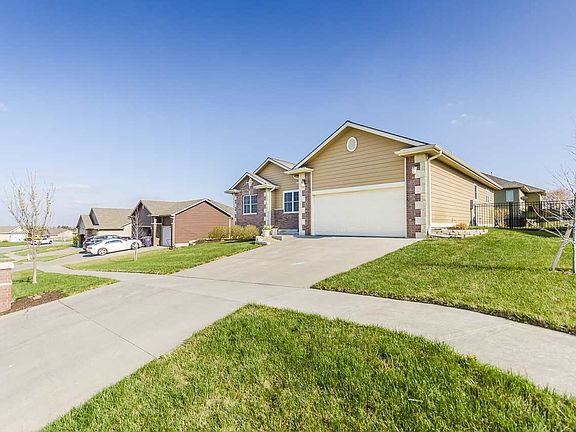 2nd image of 1017 Lobdell Dr