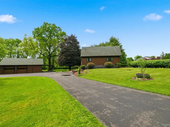 2 Linder Drive, New Paltz, NY 12561