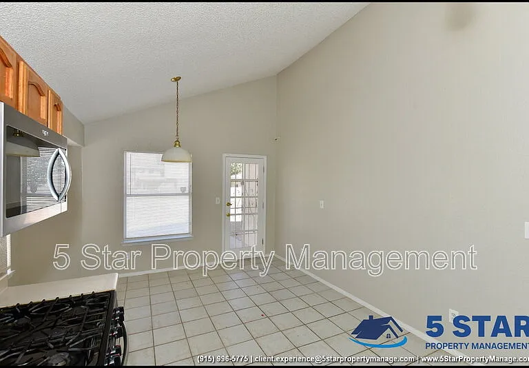 12257 Robert Dahl Dr — Photo 16