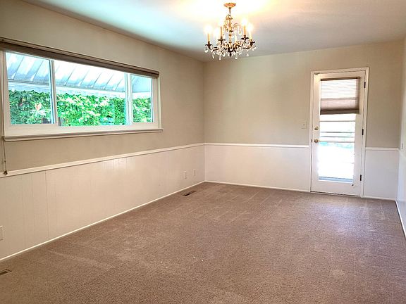 5th image of 3314 Amherst Ln