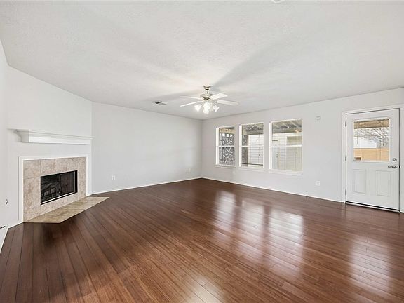 5th image of 5502 Bowles Ct