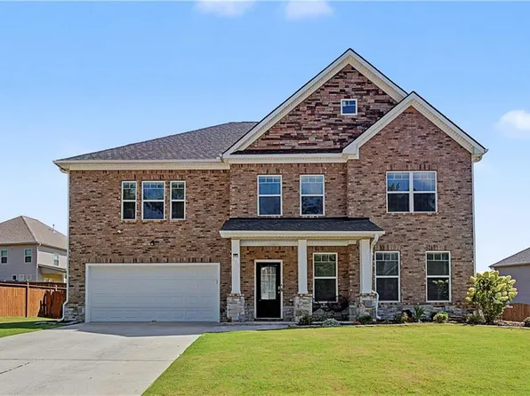 278 Azalea Bloom Dr, Loganville, GA 30052
