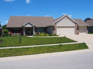 925 Sailors Cv, Fort Wayne, IN 46845