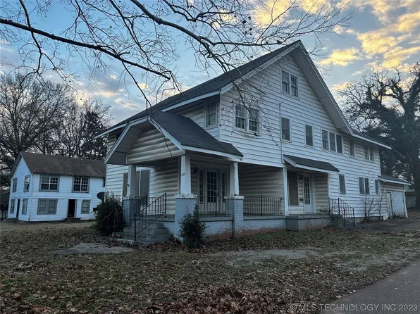 1221 N 4th Ave, Durant, OK 74701
