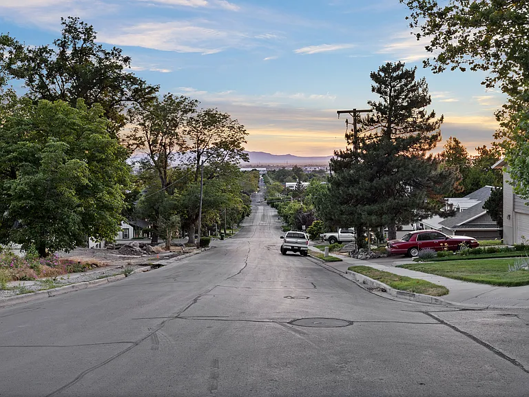 within walking distance of the library and restaurants