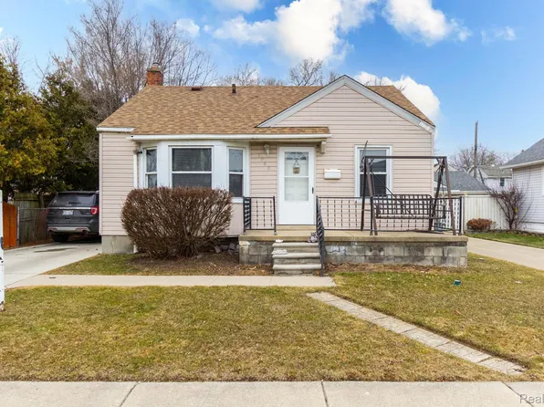 1060 Capitol Ave, Lincoln Park, MI 48146