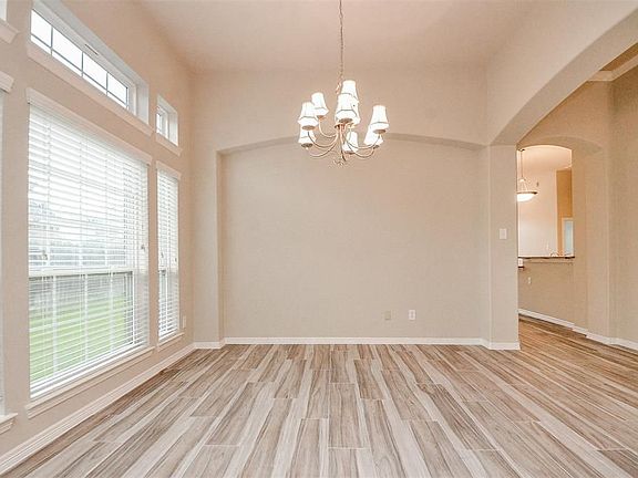 5th image of 5336 Heath River Ln