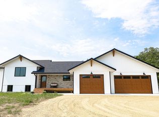 1141 Grant Hills Rd SW, Bemidji, MN 56601