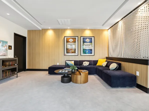 32 Oakland Avenue image 26 of 50