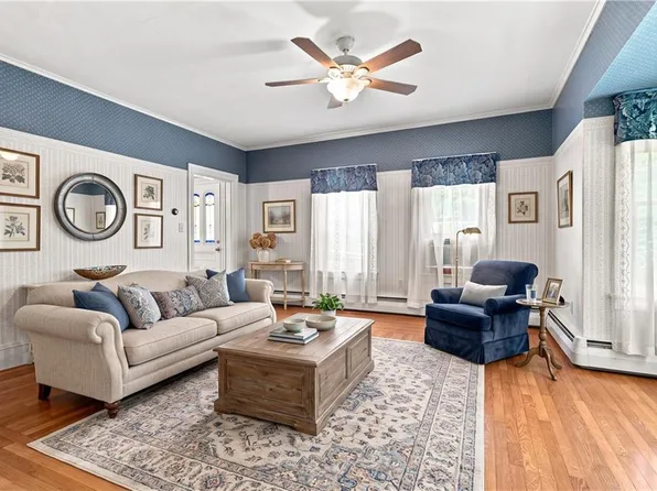 701 Joslin Rd, Burrillville, RI 02830