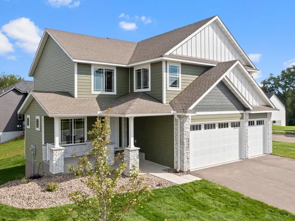 614 Westwood Dr, River Falls, WI 54022