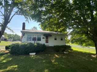 135 Eisenhower Rd, Jonesborough, TN 37659