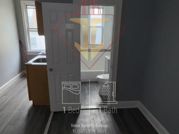 201 37th Street image 2 of 11