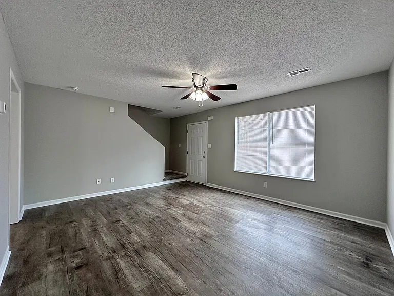 Rand 938 Townhomes — Photo 23