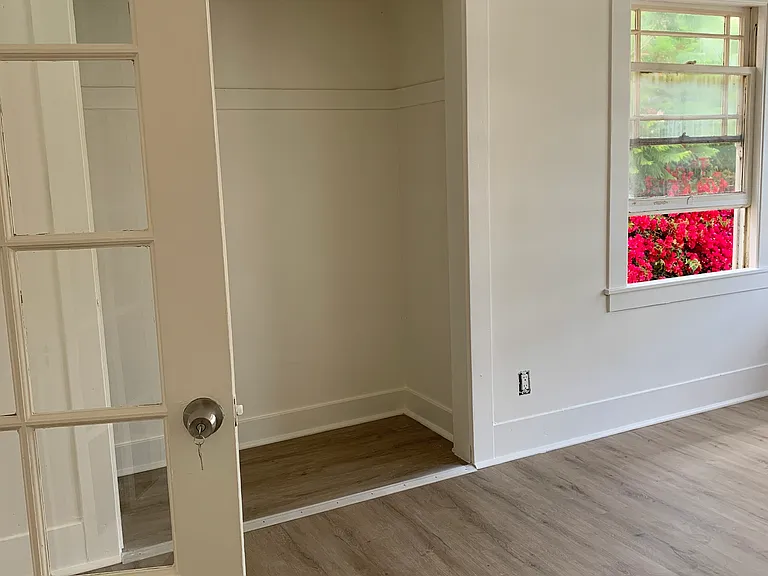 1522 Oxford St #1522 — Photo 9