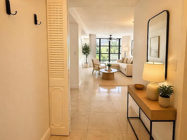 1000 Parkview Dr #316 — Photo 11