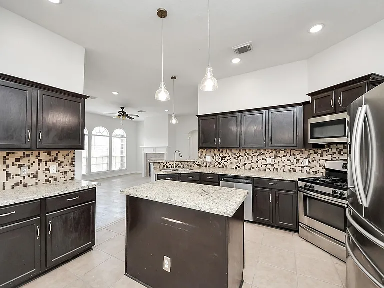 22722 Birch Point Dr — Photo 21