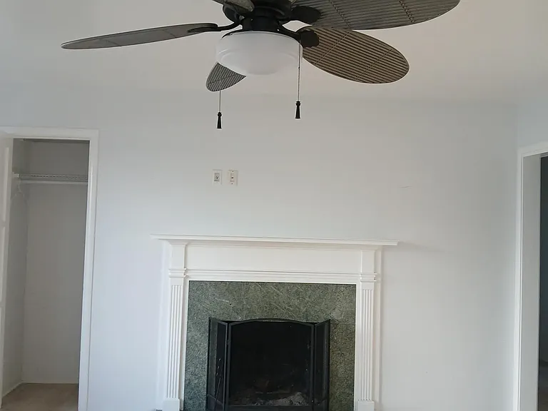3403 Riviera Dr — Photo 29