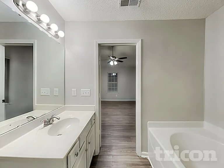 7820 Euler Way — Photo 7